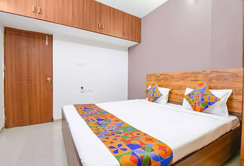 هتل Fabexpress Gavoriel Stays