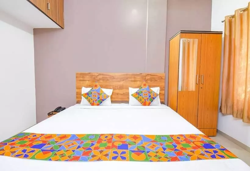 هتل Fabexpress Gavoriel Stays