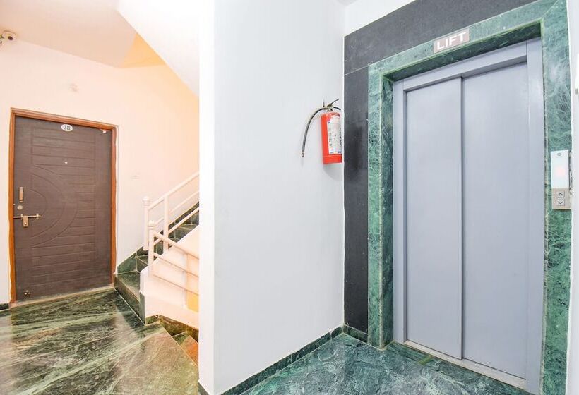 هتل Fabexpress Gavoriel Stays