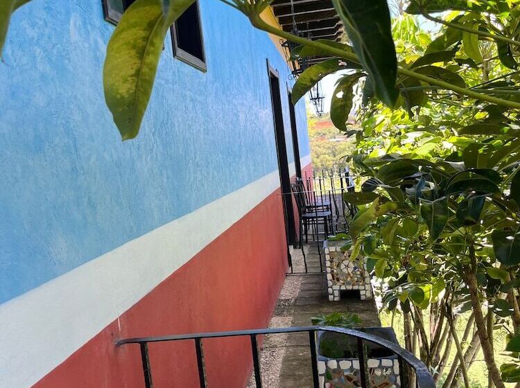 فندق Hacienda Villa Victoria