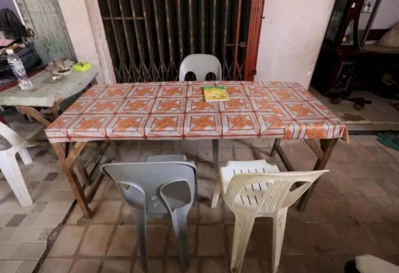 ホテル Spot On 93276 Fendi 2 Homestay Syariah