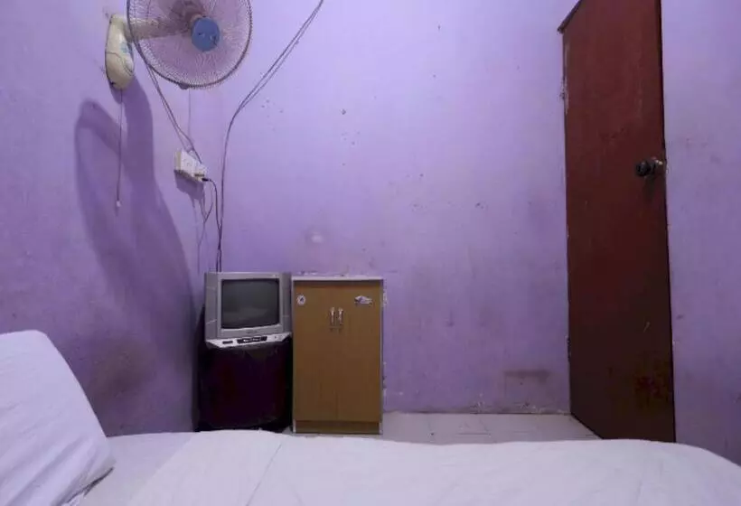 ホテル Spot On 93276 Fendi 2 Homestay Syariah