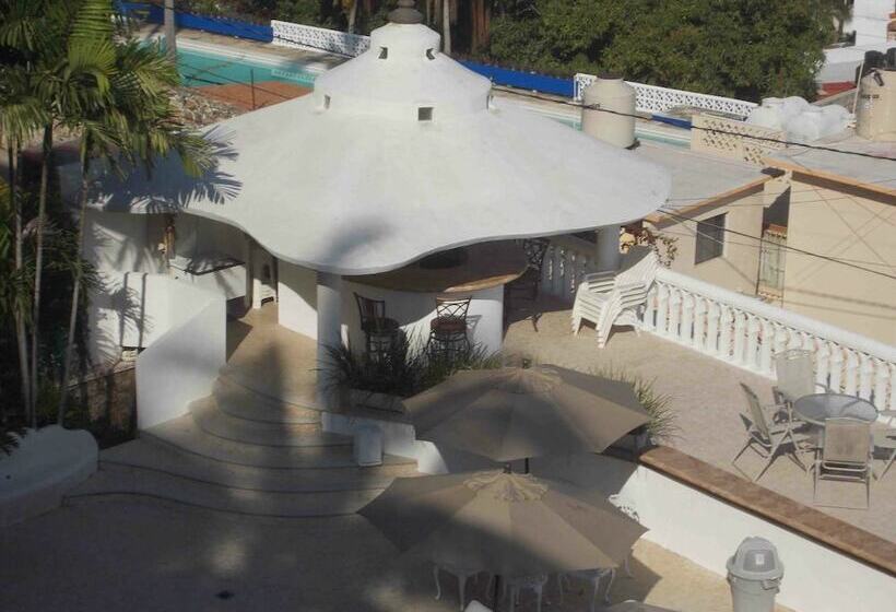 בית מלון כפרי Villas Luna Marina