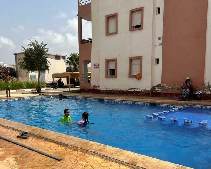 Maison Du Bonheur En Bord De Mer Avec Piscine