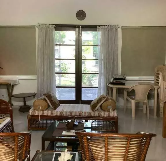 Cdr S Den At Kensville