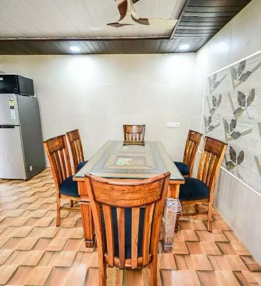 F9 Villa