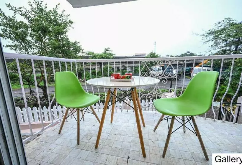 F9 Villa