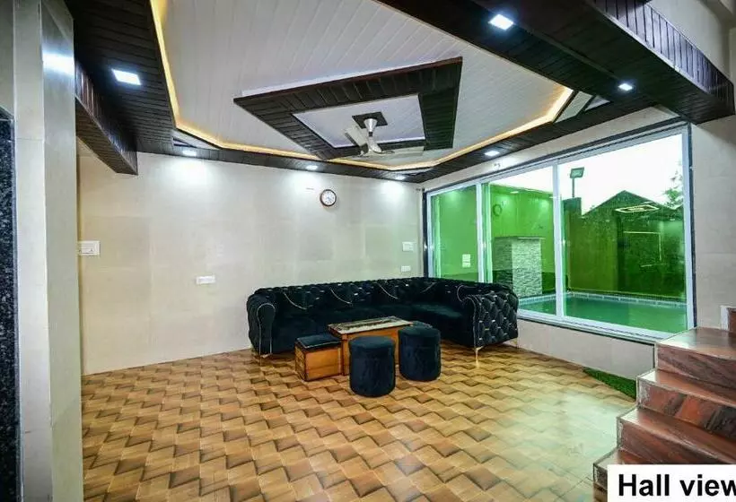 F9 Villa