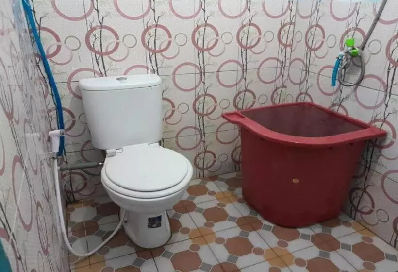 Hotelli Express O 91477 Fazira Home Stay Syariah