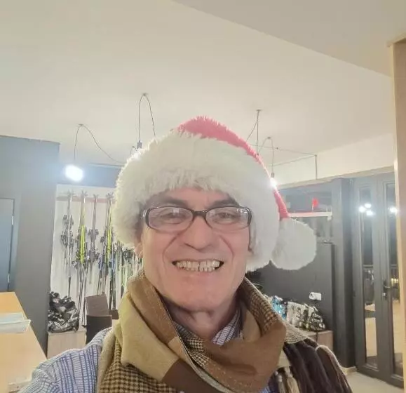 ペンション Enigma House