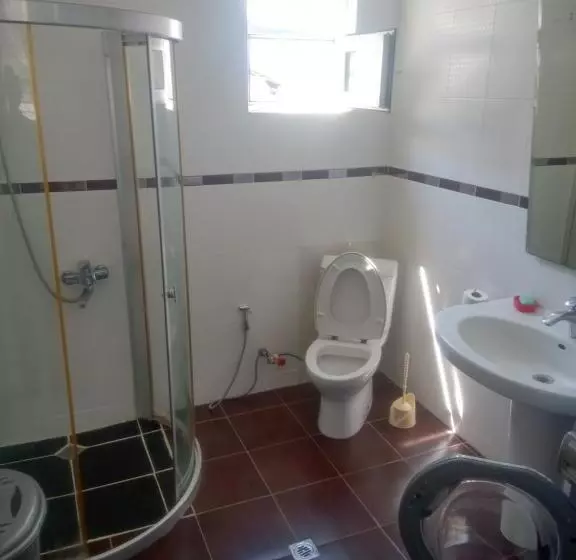 ペンション Enigma House