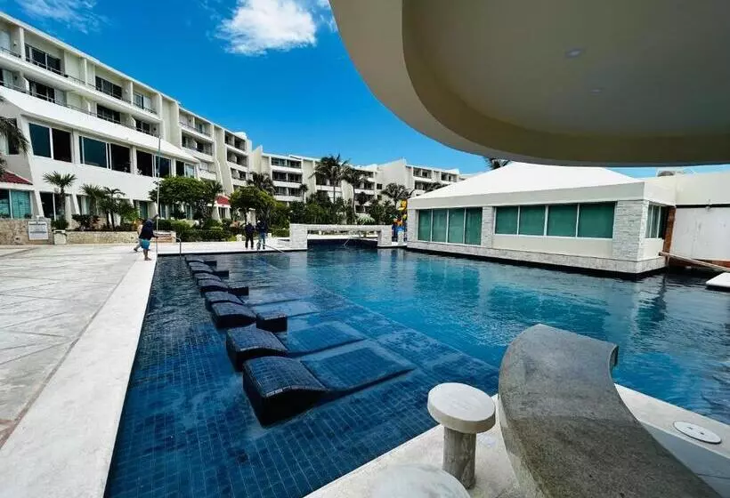 Solymar Beach Condos