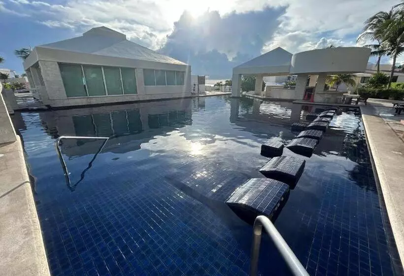 Solymar Beach Condos