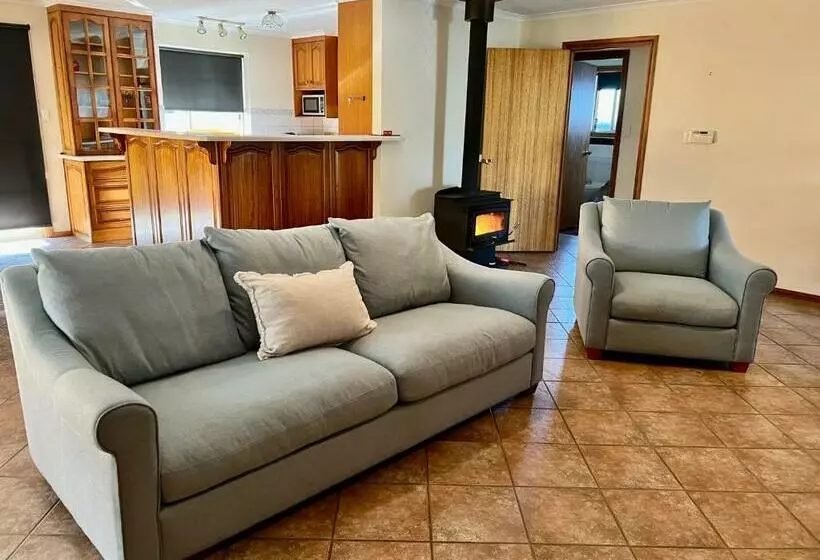 Retkeilymaja Sea Renity   Pet Friendly