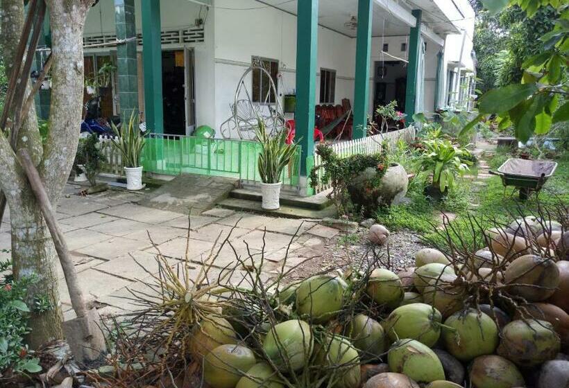 هتل Coco Happy Farm
