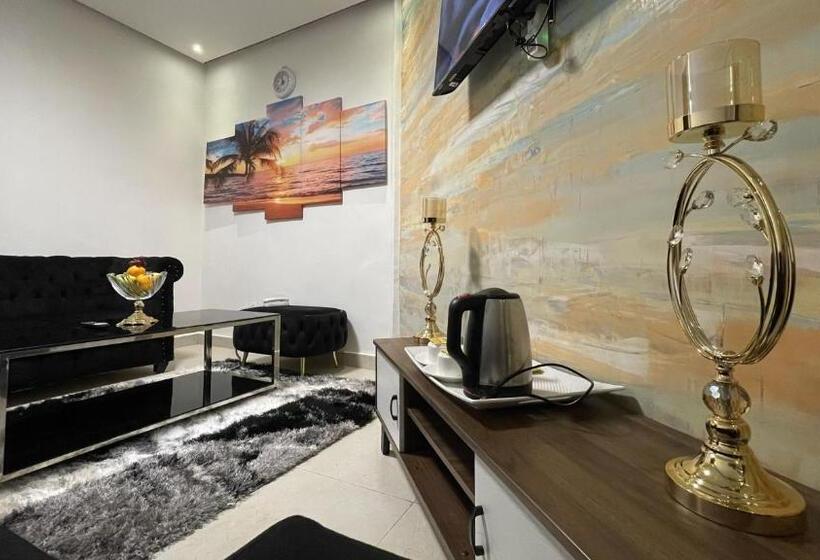 هتل Hôtel Vendôme Douala