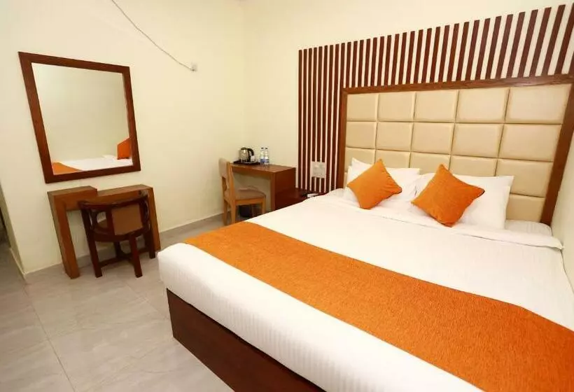 هتل Jatra Grand Castle