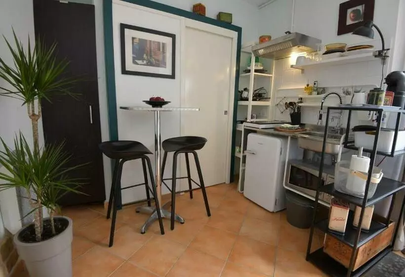 Studio Le City   Petit Déjeuner Inclus 1ère Nuit   Aux 4 Logis