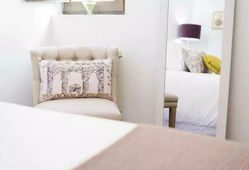 Room Boutique Calma Nerea By Kubik