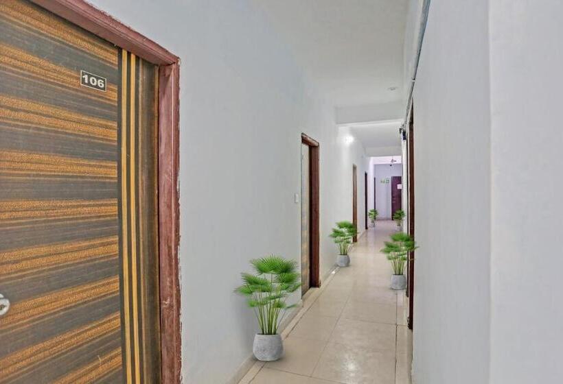 Hotel Flagship Imperial Residency Near Dashrath Puri Metro Station