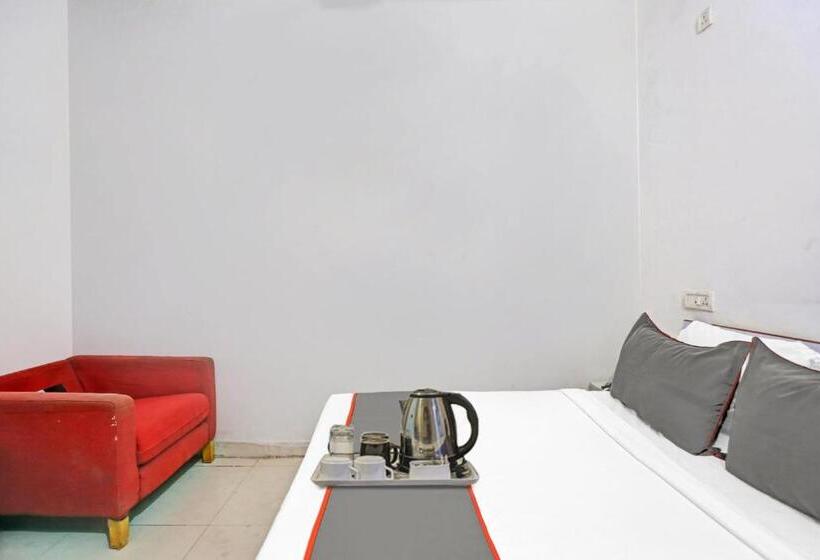 Hotel Flagship Imperial Residency Near Dashrath Puri Metro Station