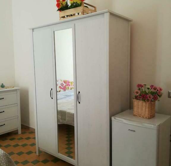 ペンション Da Elvira: Stanza Corallo