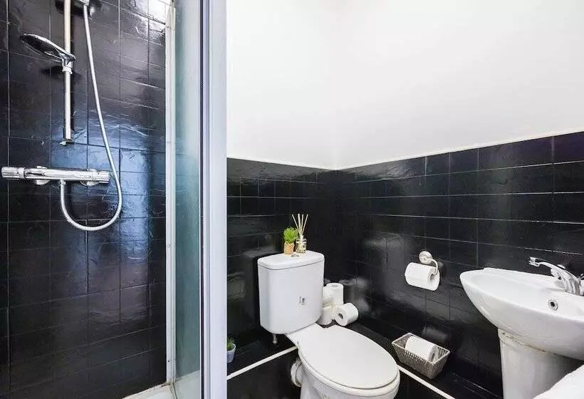 ペンション Pimlico Hub