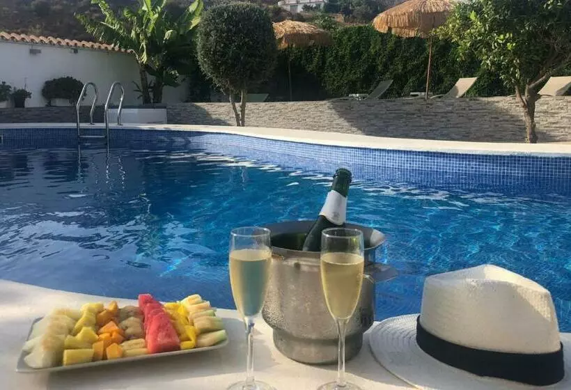 Villa Candela En Benajarafe Piscina Privada