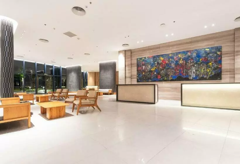 The Empyrean Cam Ranh Beach Resort