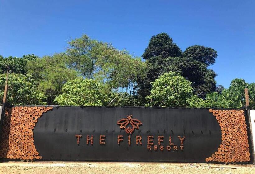 Hotel The Firefly Resort
