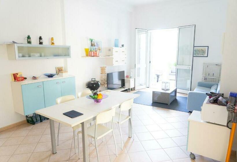 פנסיון Casetta Leo Con Camera Matrimoniale E Ingresso Privato In Spiaggia