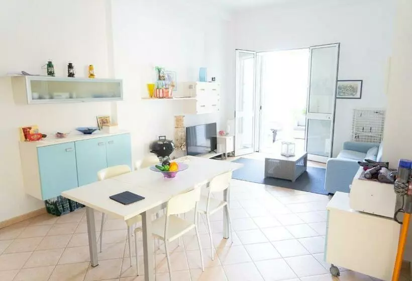 پانسیون Casetta Leo Con Camera Matrimoniale E Ingresso Privato In Spiaggia