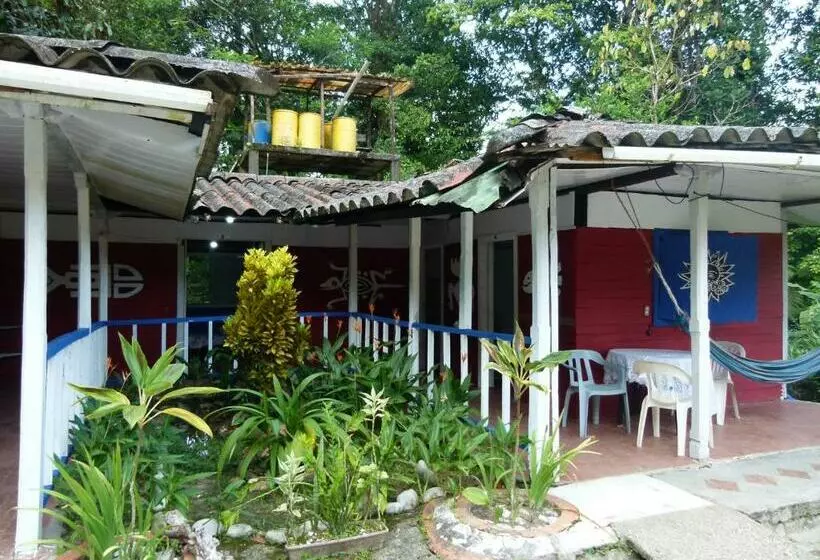 Majatalo Wira Pora