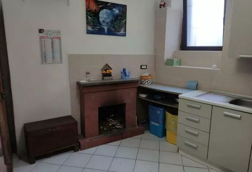 Casina Vicino Al Vico