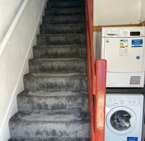 H &p Accommodation