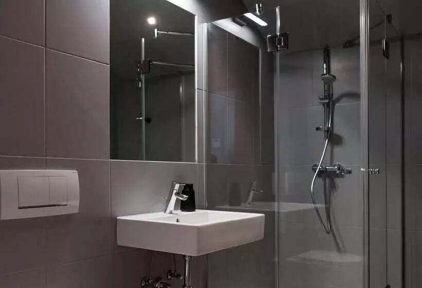 Hotelli Luis Von Weyden