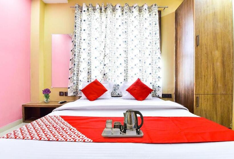 בית מלון כפרי Oyo 91763  Midiyan Palace