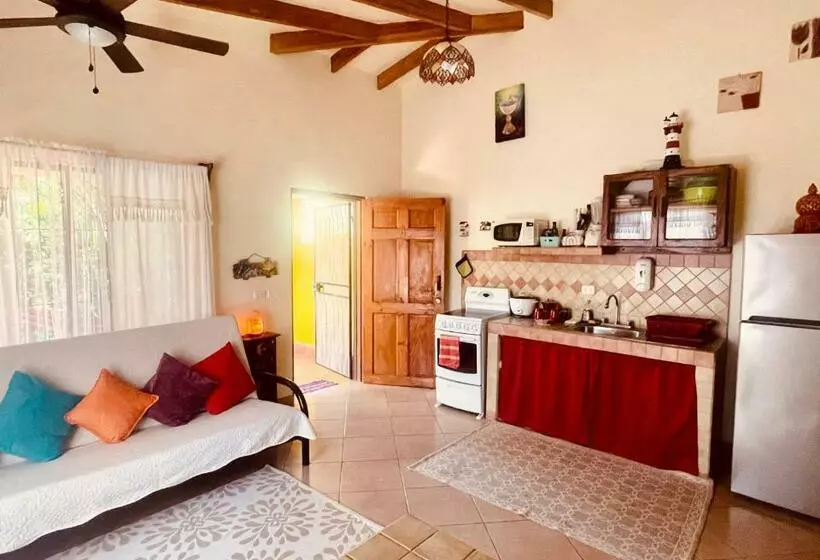 Hotelli The Inner Light Yoga Lodge