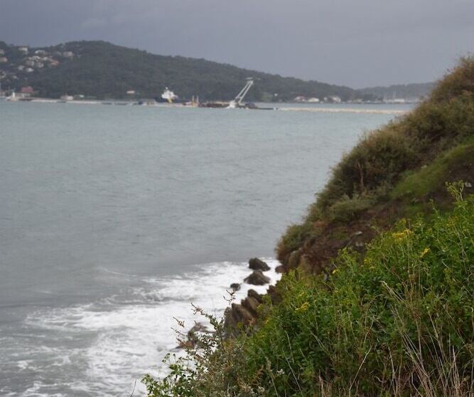 پانسیون Le Côte D Azur