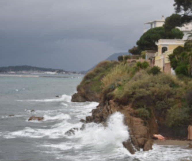 پانسیون Le Côte D Azur