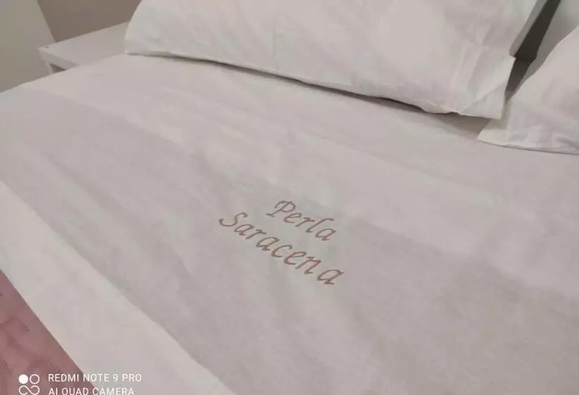 ペンション Perla Saracena