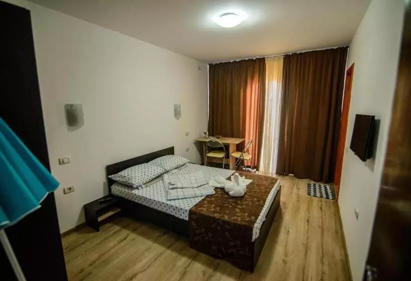 Pensão Vila Onasis