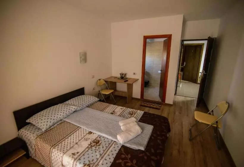 Pensão Vila Onasis