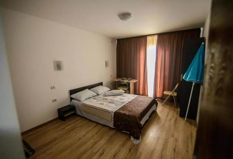 Pensão Vila Onasis