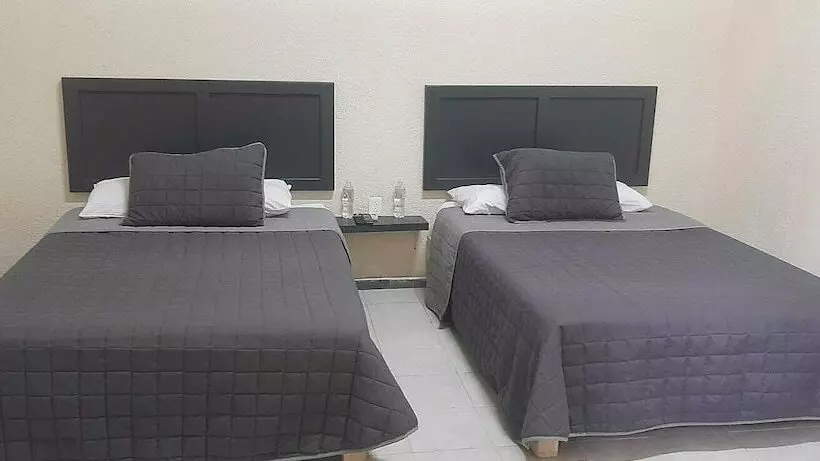 Hotelli Hostal Casa Del Abogado