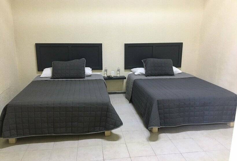 Otel Hostal Casa Del Abogado