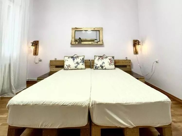 ペンション Najaryan’s Family Guest House