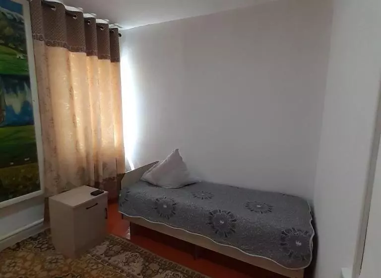 پانسیون Nomad Guest House