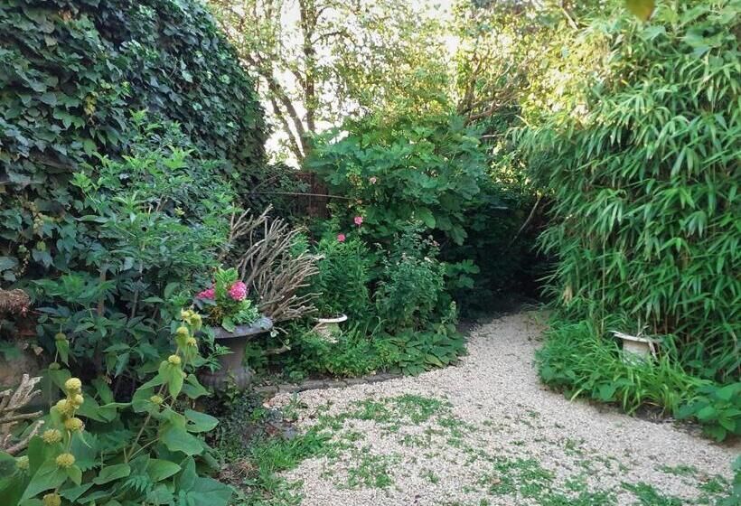 مبيت وإفطار Villa Ritte