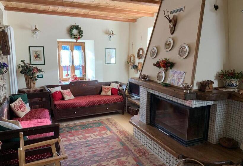 Conte Moro, Ospitalità In Vanoi